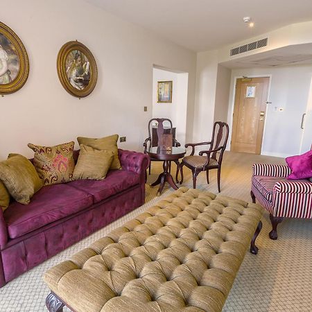 The Oxfordshire Golf & Spa Hotel Thame Zimmer foto